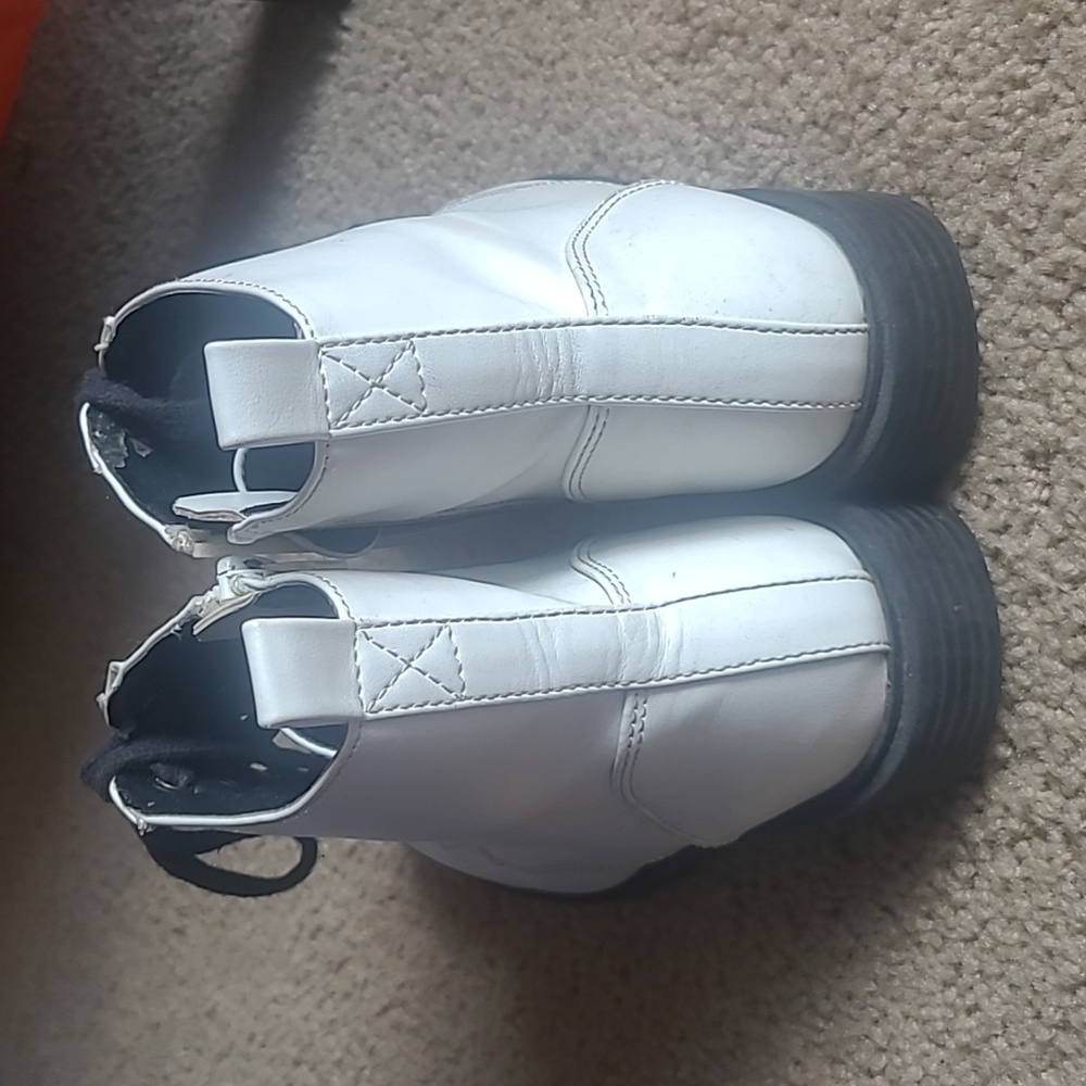 Universal Thread boots - Picture 2 of 7